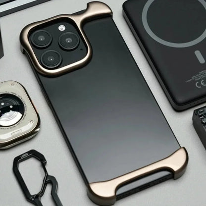 Arc Aluminum Bumper Case – Ultra-Minimalist Metal Cover for iPhone 17–17 Pro Max